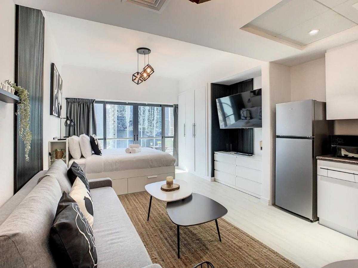 Luxury Modern In Jlt With Amazing View & Rooftop Pool - Sleeps 3 Апартаменты